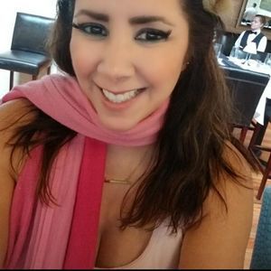 Meet your Posher, Alexandra